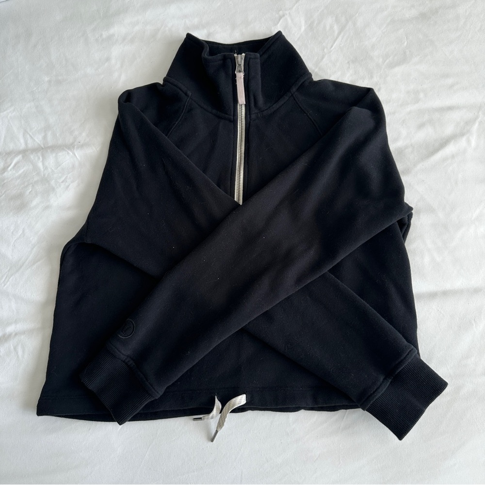 Black Vuori Half Crop Sweatshirt with Drawstring